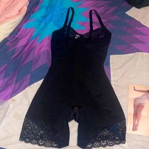 Air Slim lace body suit from Shapellx Size Small NWT